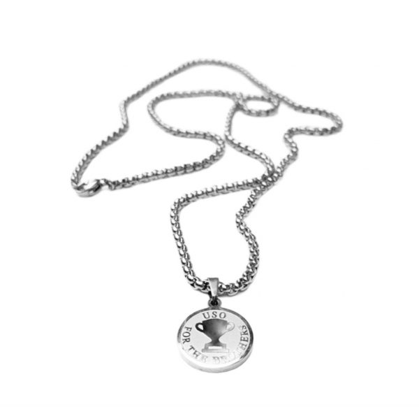 silver pendant necklace